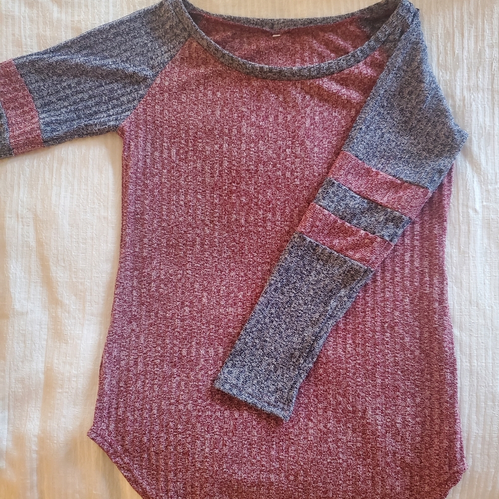 NWOT Light Knit Jersey Long Sleeved Shirt